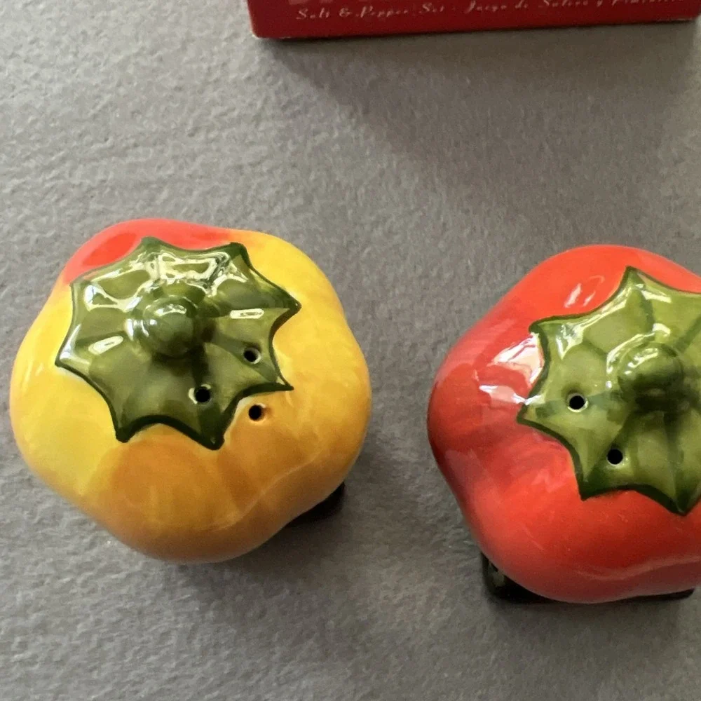 Clay Art Jalapeño Salt And Pepper‎ Shaker Set Retro 2006